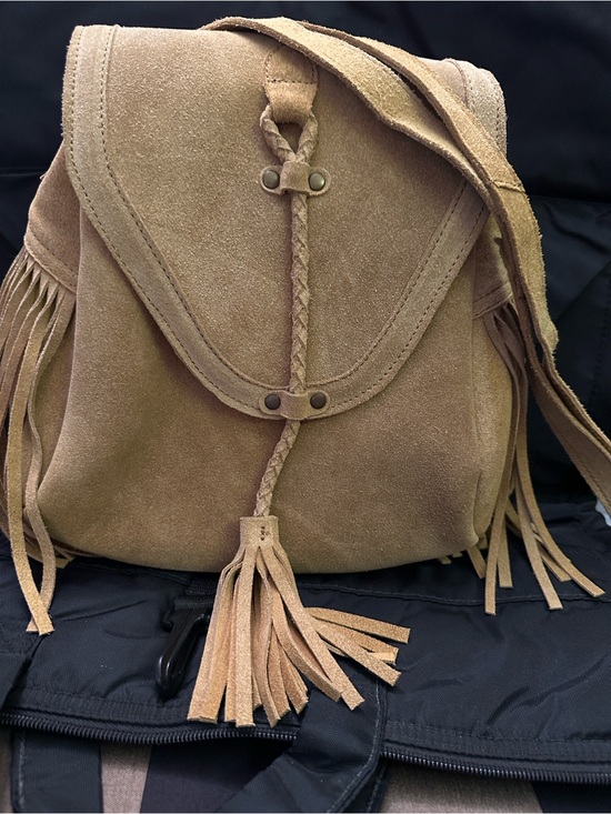 Crosstree Lane Handbags - Fringed Suede Backpack in Tan - Casual Boho Style